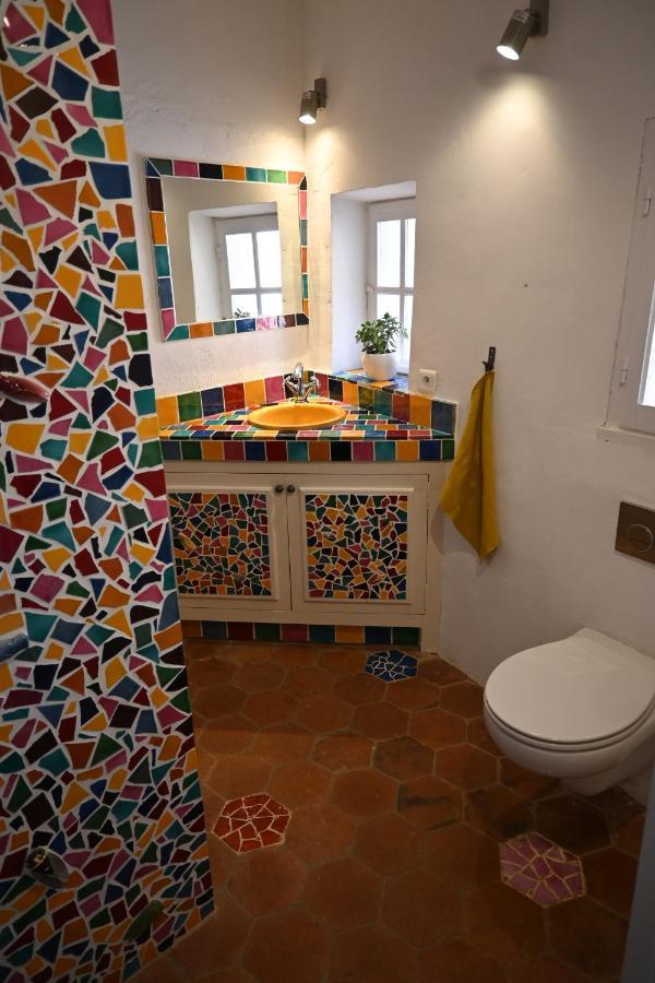 Roussillon en Isere Maison Porte Heureuse מראה חיצוני תמונה