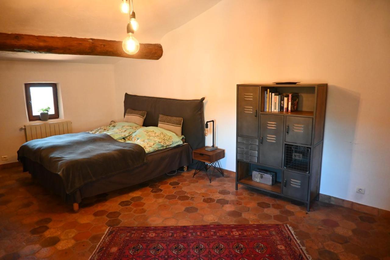Roussillon en Isere Maison Porte Heureuse מראה חיצוני תמונה