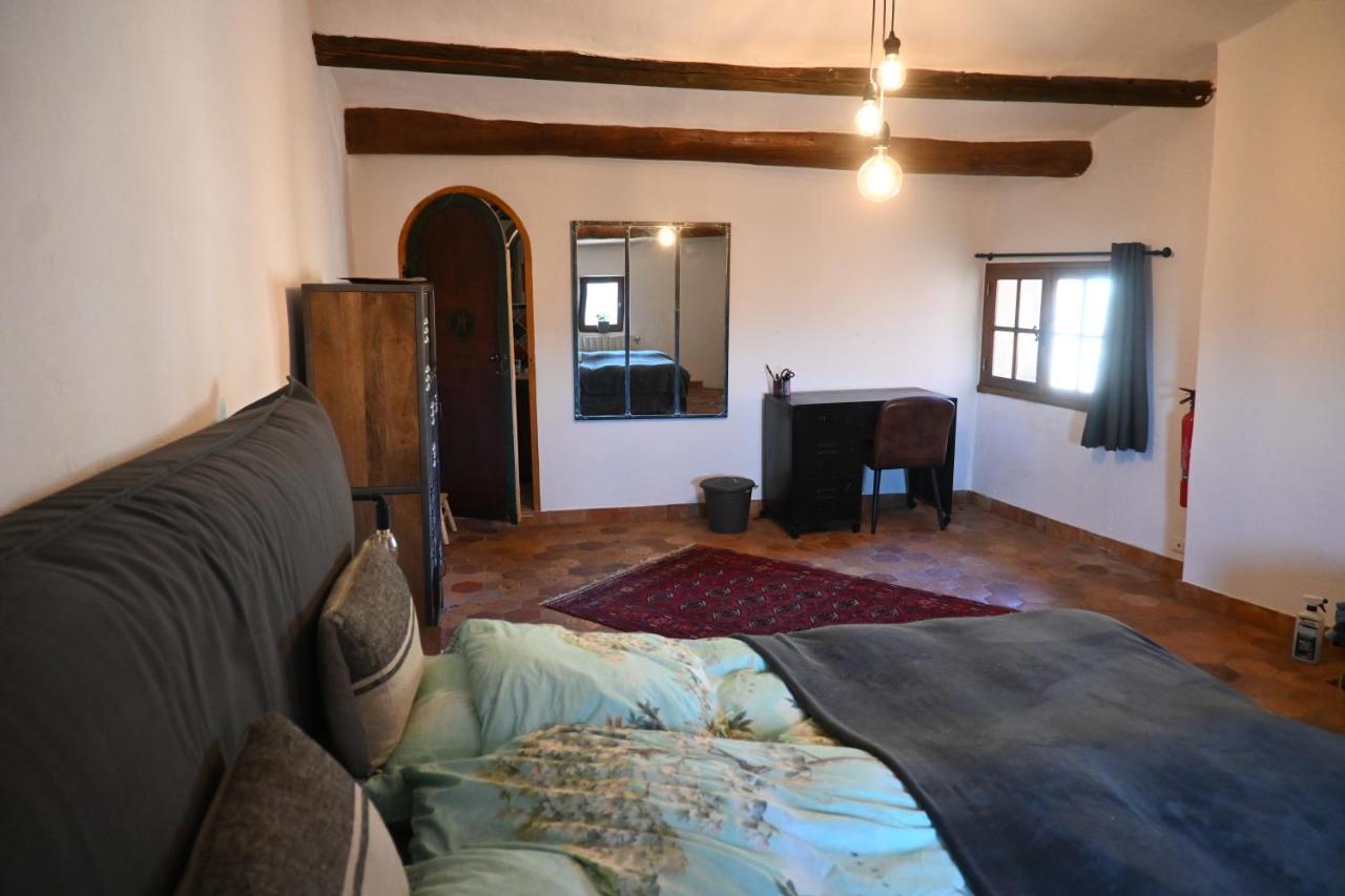 Roussillon en Isere Maison Porte Heureuse מראה חיצוני תמונה