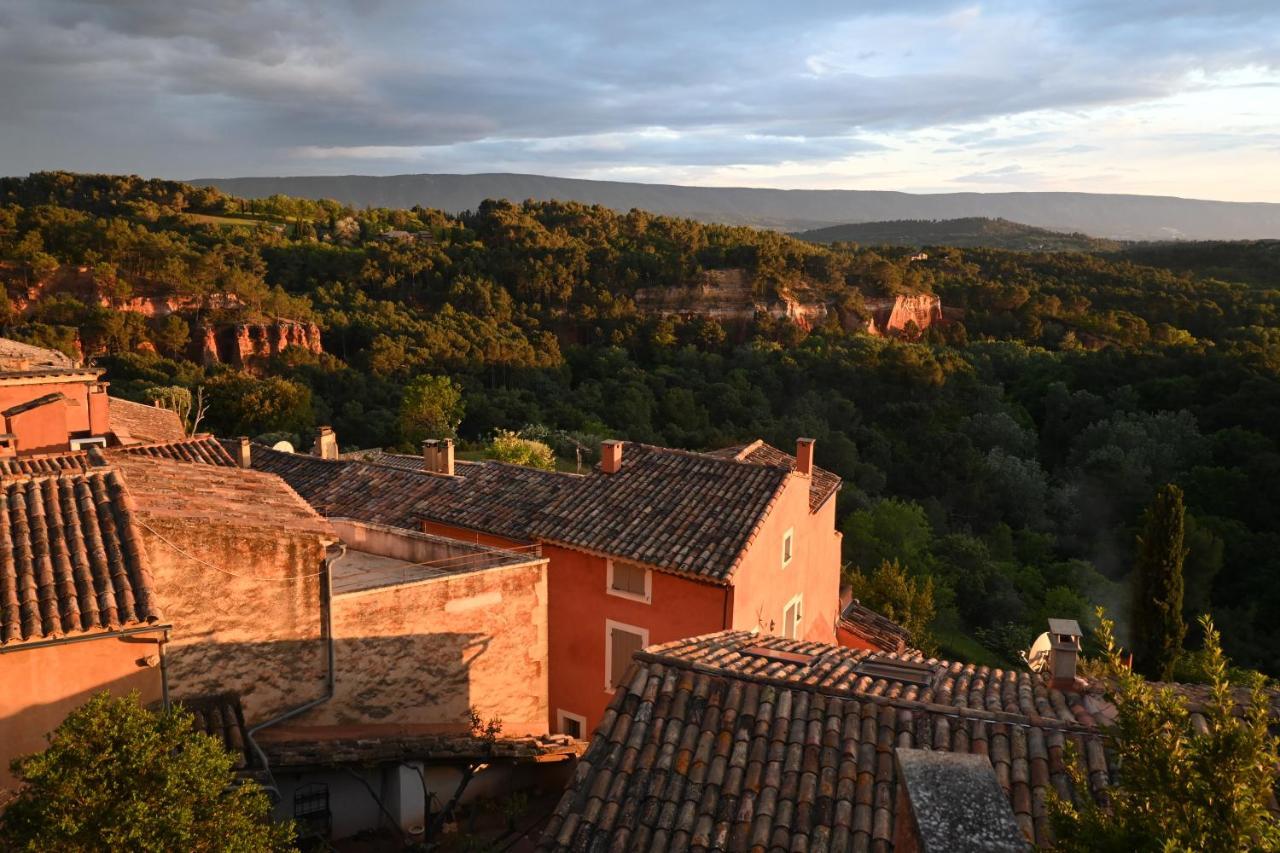Roussillon en Isere Maison Porte Heureuse מראה חיצוני תמונה